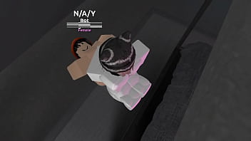 Me follo al robot de mi novia en este juego