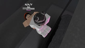 Me follo al robot de mi novia en este juego