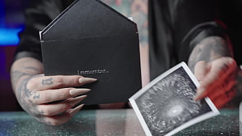 Sfw niche perfume unboxing and smell test