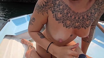 Damiana Brasileira Safada Pela Europa Ensaio Pelada Na Praia E Boquete Na Canoa De Portugal Ep2 thumbnail