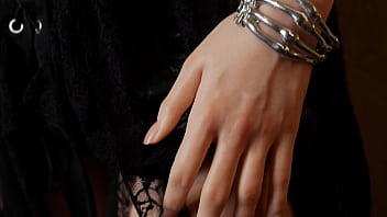 Rothaarige verfü joyce ist bereit für deine fantasie