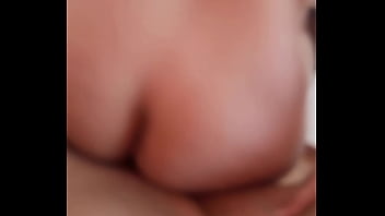 Pulando na minha rola