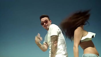 Innafeatjbalvin colasong