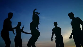 Innafeatjbalvin colasong