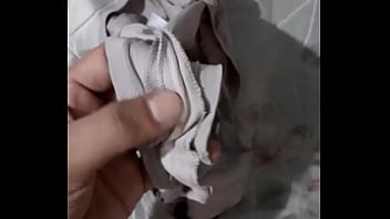 El Aroma De Sus Calzones Me Encanta thumbnail