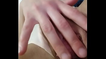 Finger banging pink kitty