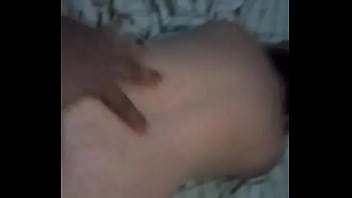 Gordinha de quatro p metal