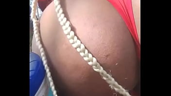 Peluda se exibindo no parque ibirapuera