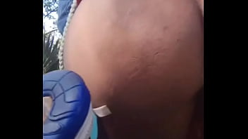 Peluda se exibindo no parque ibirapuera