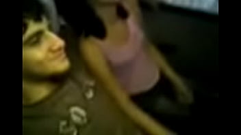 Unamamaditaenunaautobusestrellablanca