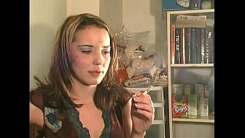 Jasmine 24 yr old brunette sfw non nude smoking clips