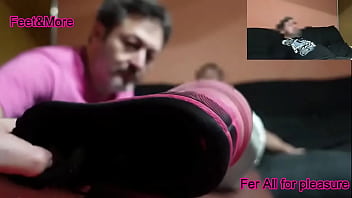 Tickle tickle tickle in bio