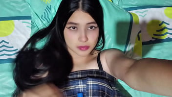 Mi novia tiene unas tetas grandes y hermosas