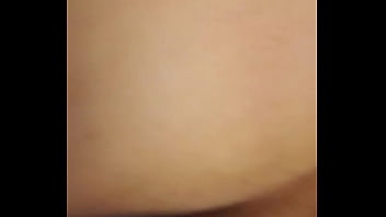 Gostosa dançando até ficar nua e gozar parte 3