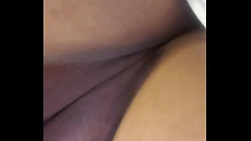 Gostosa dançando até ficar nua e gozar parte 3