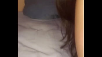 Gostosa dançando até ficar nua e gozar parte 3