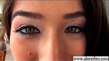 Solo girl get to orgasm with all kind of sex toys video 05