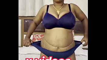 Hindi aunty remove bra open boobs