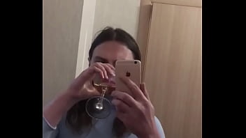 Shemale Giselle Piss To Glass thumbnail