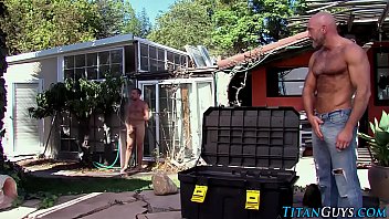 Muscled Dude Sucking Dick thumbnail