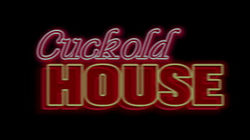 Noiva safada trepando com 2 caras pro futuro marido corno filmar