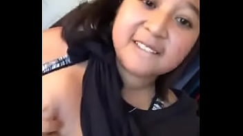 Aver si les gusta estas tetas sabrosas Aver si les gusta estas tetas sabrosas