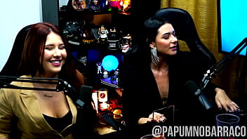 O podcast pegou fogo elas se chuparam bem gostoso a putaria rolou solta pápum no barraco