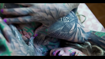 Inked babe craves anal gaping and messy cumplay