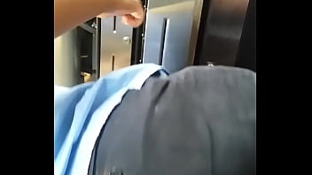 Candid big butt teen