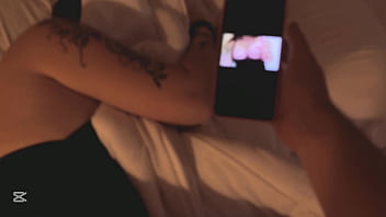 Que haces viendo mis fotos