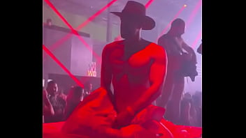 A bit more of my last night erotic performance ️