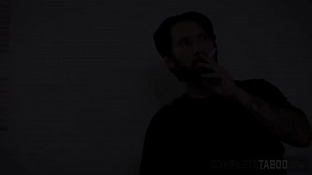 Teen slut gets fingered