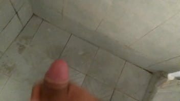 Aventando lechita para ti