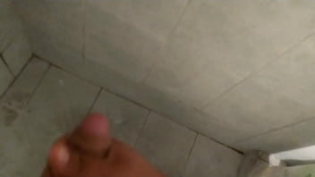 Aventando lechita para ti