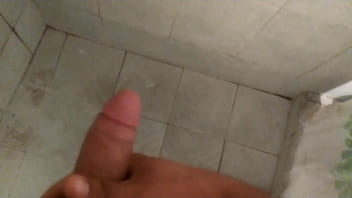 Aventando lechita para ti