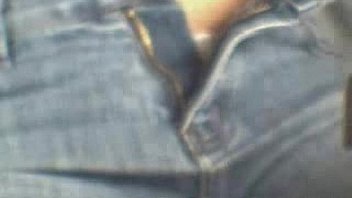 Teeny girl masturbating on webcam