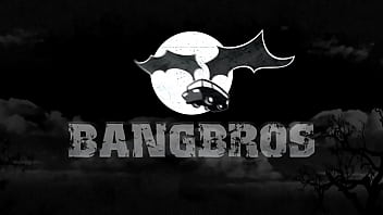 Raven wants to try out the glory hole