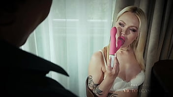‘please fuck me ’ – greta foss begs for cock and gets her ass destroyed victor caserta