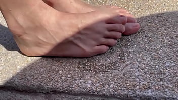 Feet feet feeeeeeeet