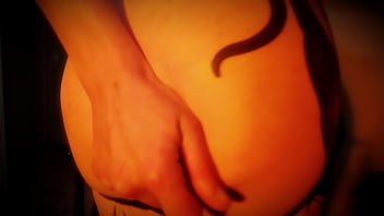 Striptease di nemesi dalla clip il disabile insicuro e l'assistente procellona