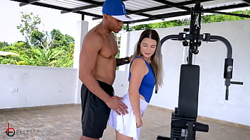 Personal trainer gives his student a bbc at the gym brandon cruz and lia tovar