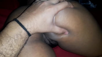 Masturbando a putinha