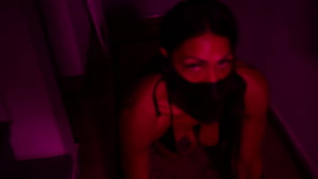 La fiesta del terror nos trae al domonio de vanemilfit para un gran trio video completo