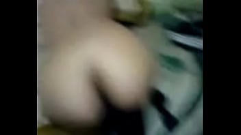 Morena rabuda dando 02