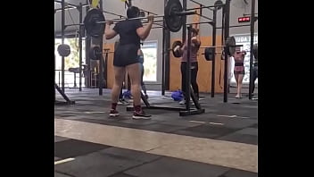 Seja mais forte que suas desculpas #crossfit #agachaquecresce #crossfitgirls