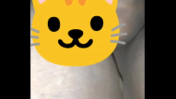 Hitting her with the slow vibe