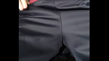 Masturbandome En El Trabajo thumbnail