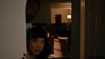 Isiah i want you to put that insane dick in me