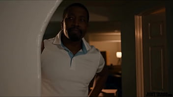 Isiah i want you to put that insane dick in me