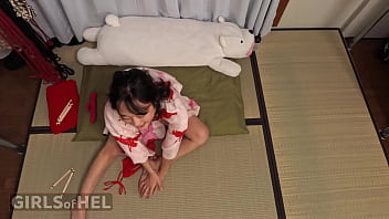 Look at the rope marks on my legs as i play with myself submissive slut